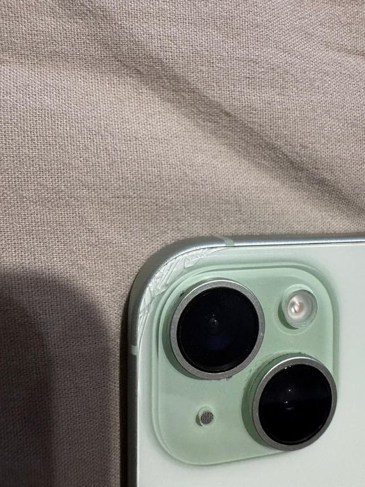 Iphone 15 plus mint
