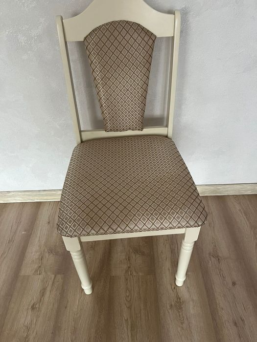 Продам стол со стульями