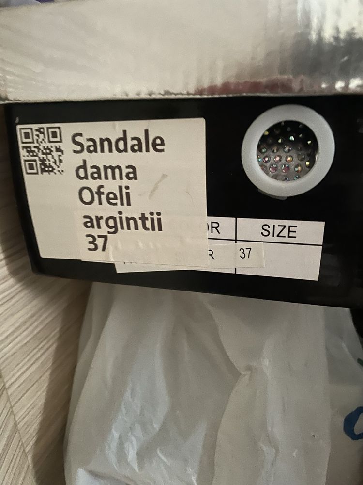 Sandale argintii marimea 37