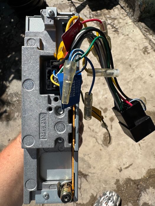 Авторадиа, народни цени, 2 авто радиа с Bluetooth