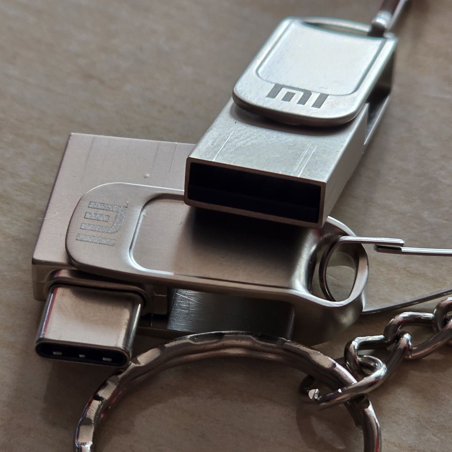 Xiaomi флаш памет 2TB(2 в 1) - USB 3.1 и Type-C