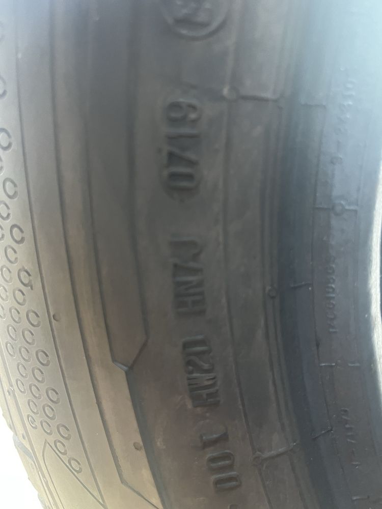 Anvelope 225/65 R16C Continental ContiVanContact 100 - foarte bune