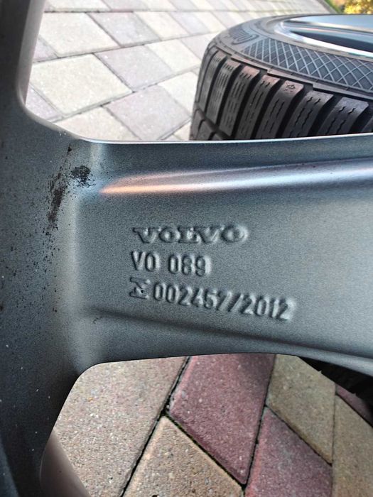 Jante VOLVO 18 R DESIGNE S40 V50 S60 V60 V70 S80 Xc70 R16