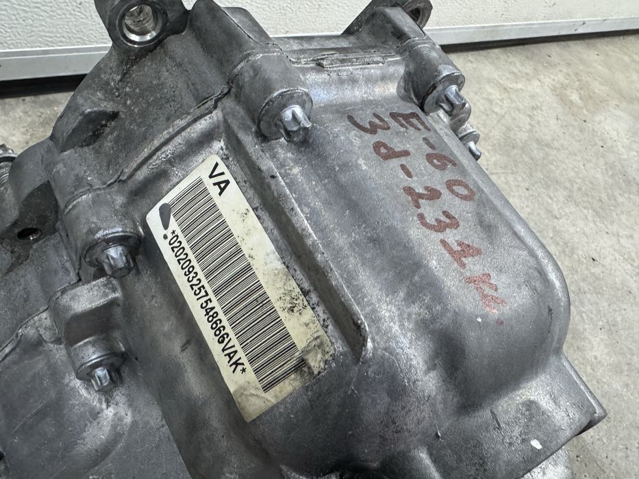 Перфектна раздатка за bmw/бмв 4×4 Е60/61 E90/91/92/93   - ATС300