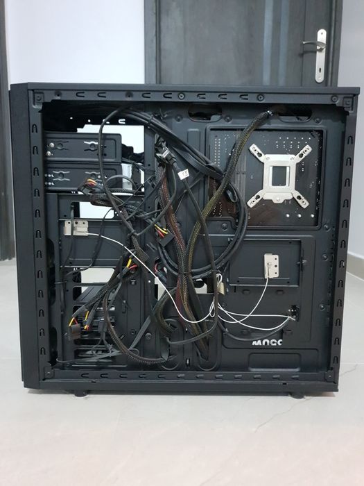 PC Gaming i7-6700 • GTX 1070 8GB • 16GB DDR4 • 1TB
