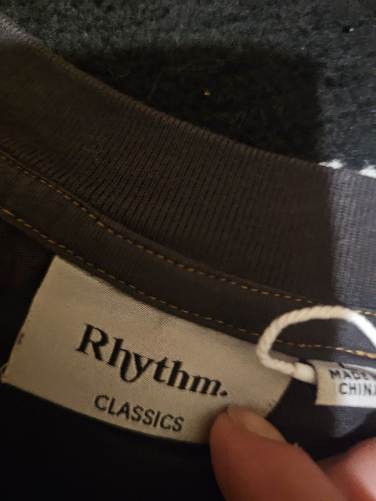 Tricou Rhythm.  L