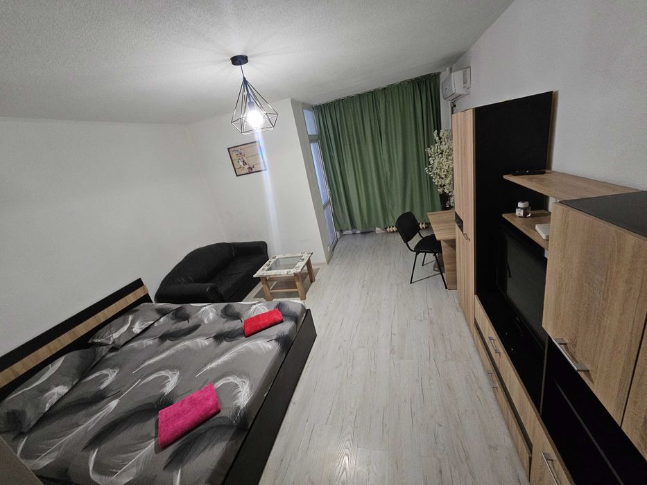 Garsoniere in regim hotelier Titan,Metrou Costin Georgian,Piata Minis