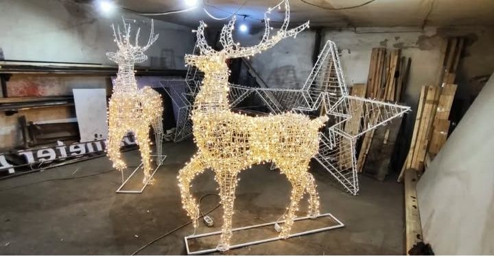 Новогодние олени,сани,шары,ёлки,арки, фотозоны