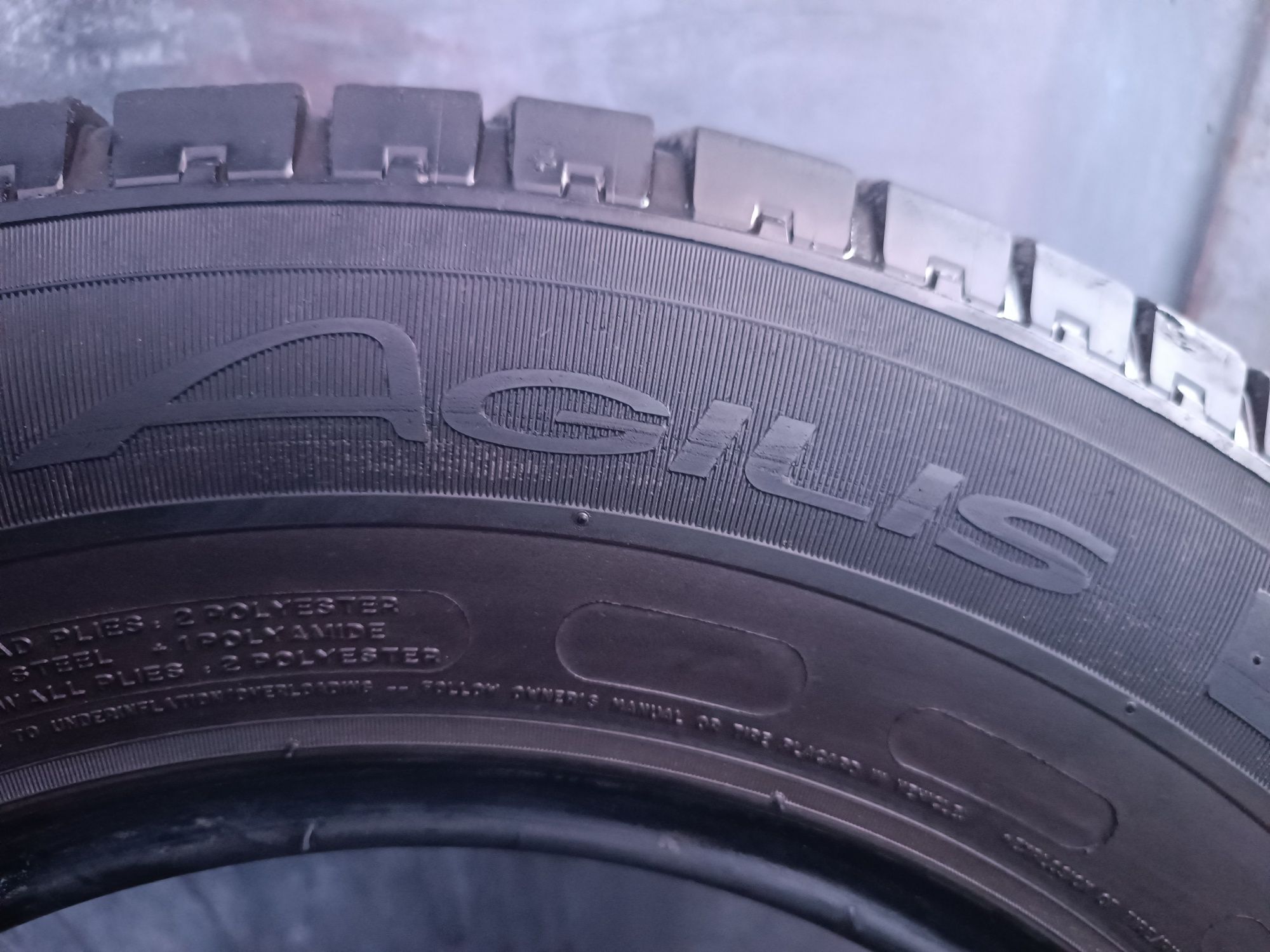 215/70/15 C Michelin