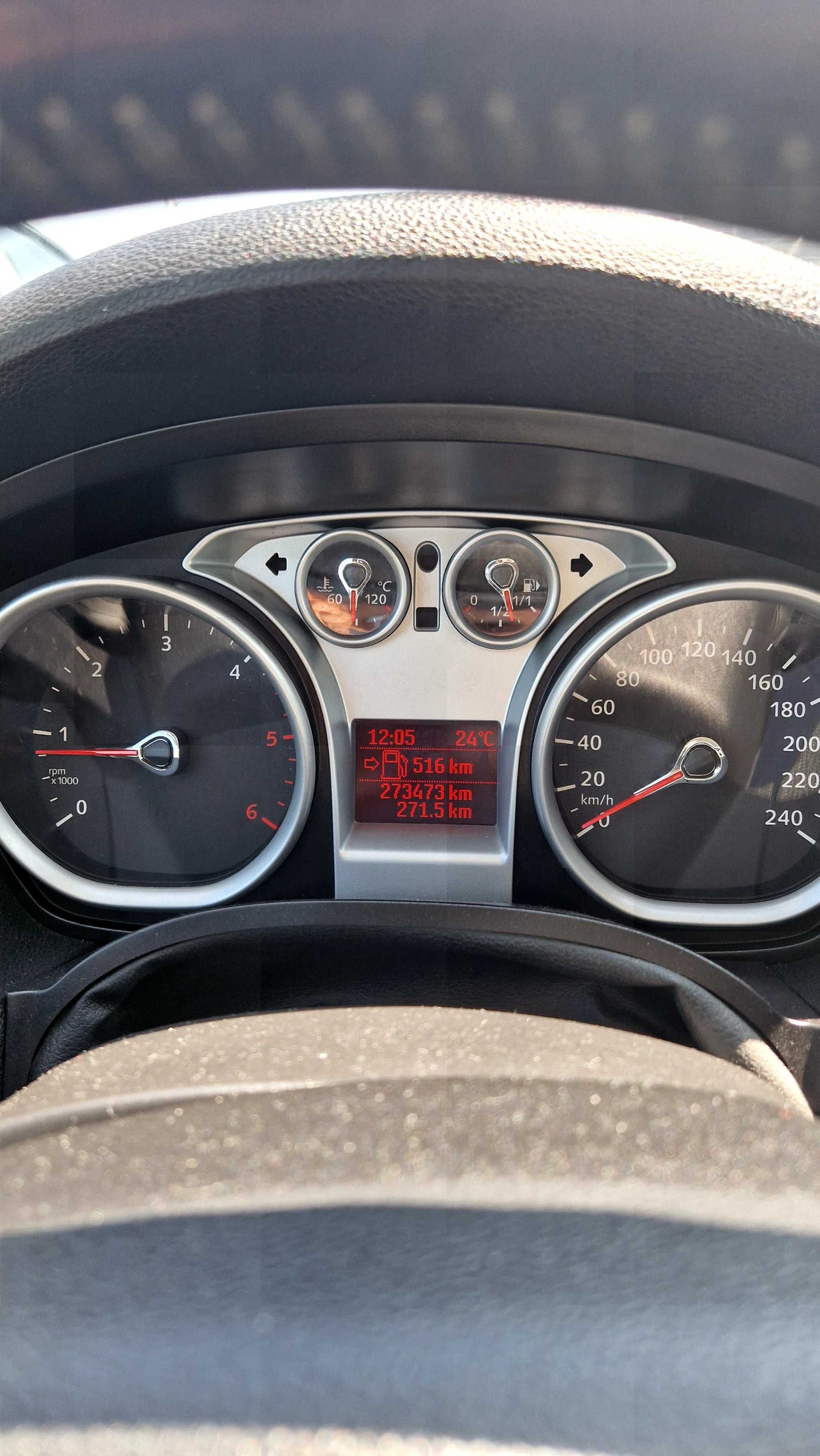 Ford kuga mk1 2.0 140 cp an fabricatie 2012 4×4