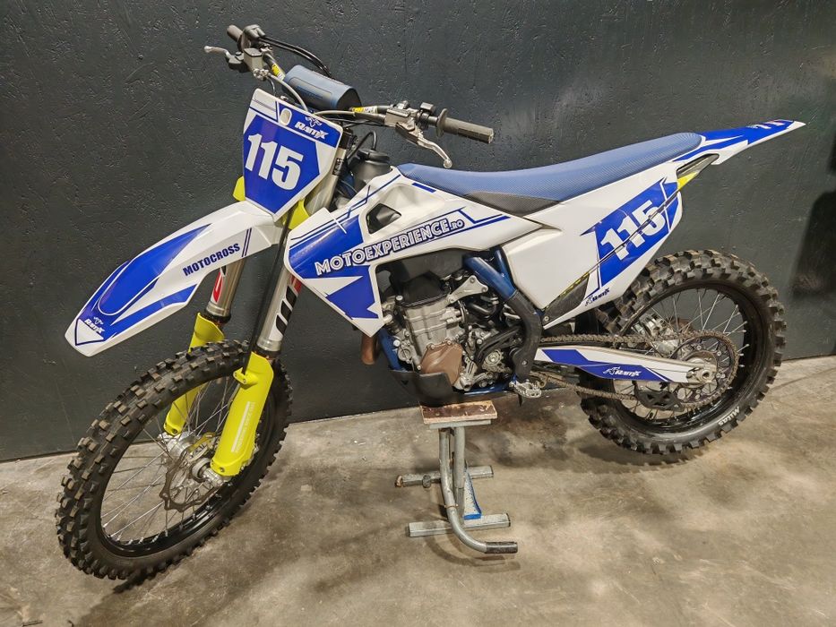 Motocicleta Husqvarna FC 450 2020, Motocross