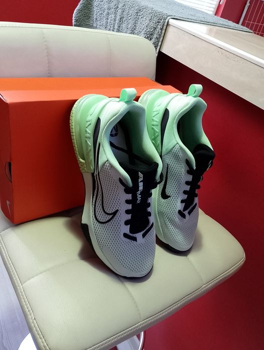 Оригинални маратонки Nike