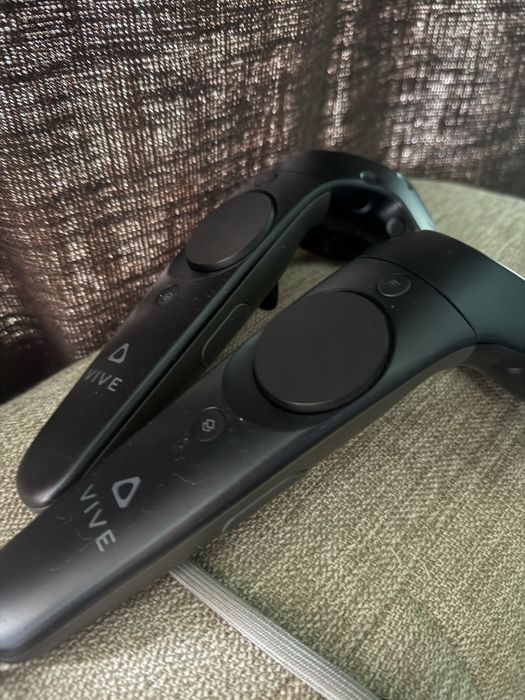 Htc vive controllers