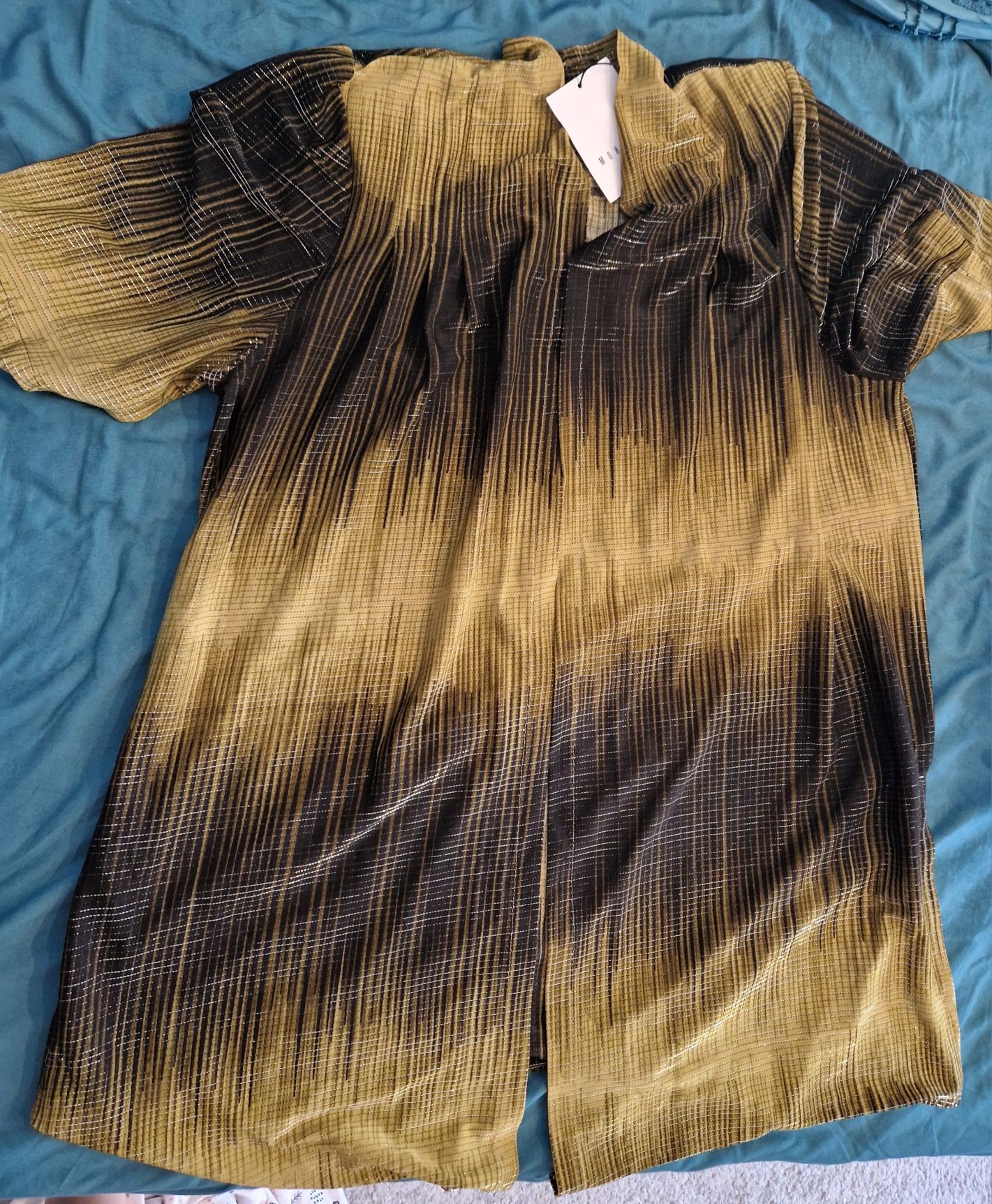 Bluza marimea 58 noua, eticheta haine marimea 58