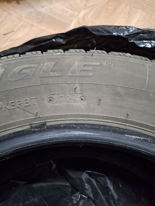 Шипованая шина 205/60/16 очень в хорошем состояний 2024 года