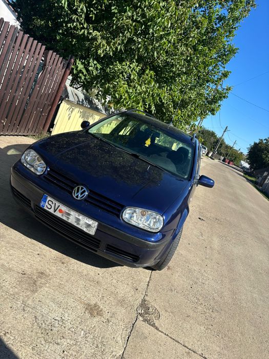 Vând Golf IV an 2001