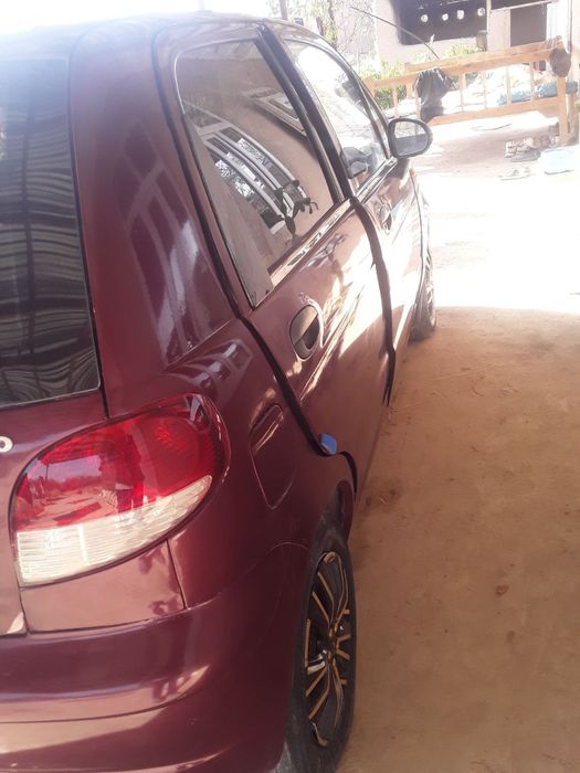 Matiz sotiladi.naxdga.