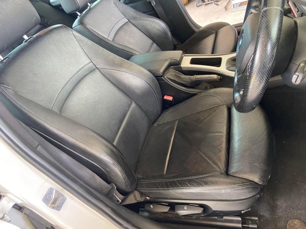 Dezmembrez BMW 318i M Pack Edition E90 Lci an 2011 2.0i N43,M PACK