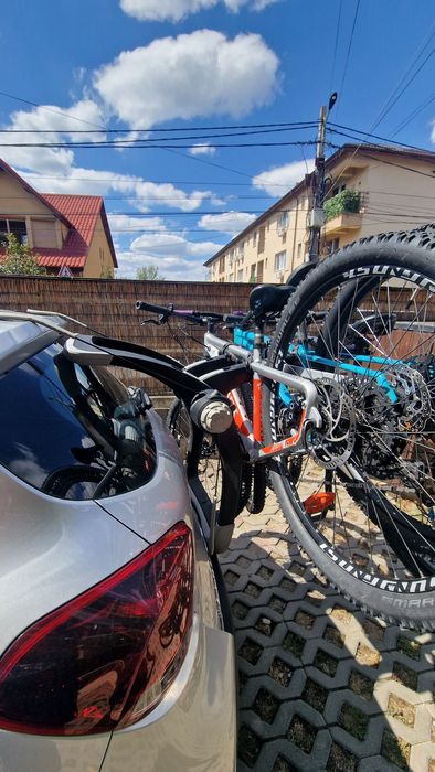 Suport pentru 3 biciclete Thule RaceWay 991