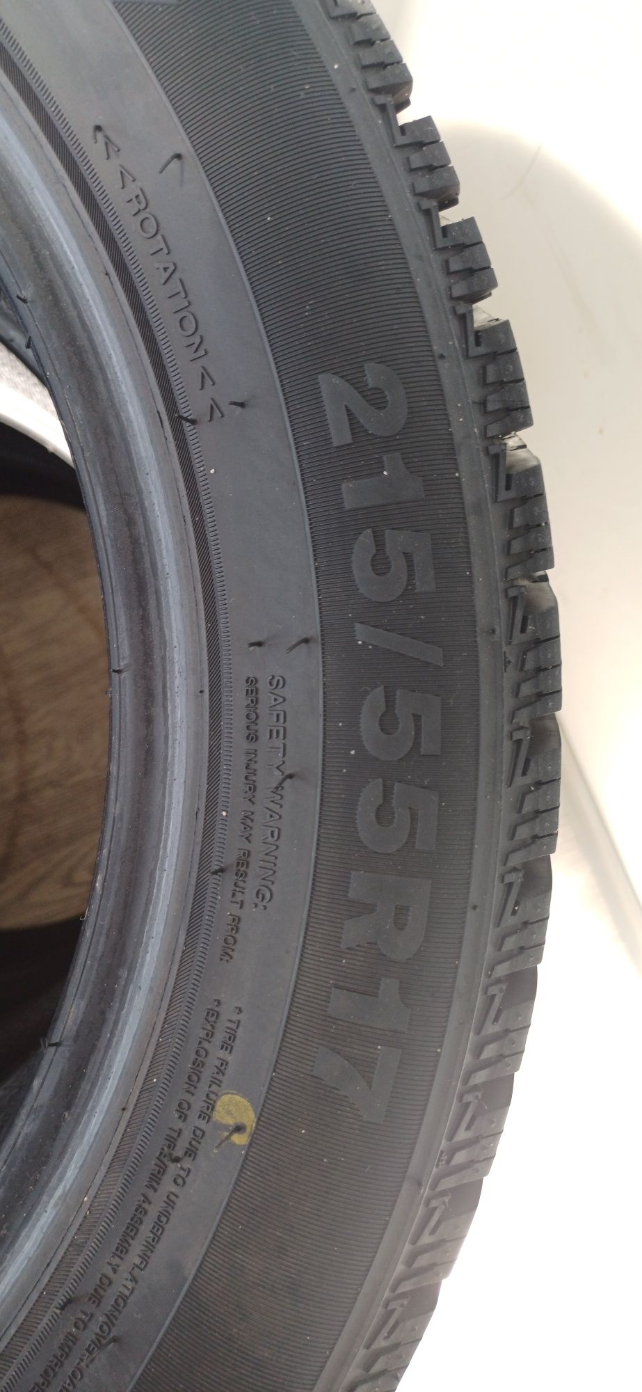 215/55 R17 шипованные Triangle