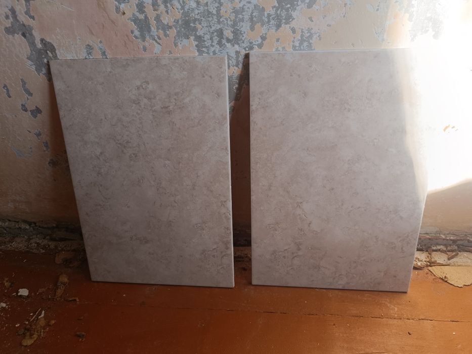 Плитка кафель (80-100 штук) цена за все