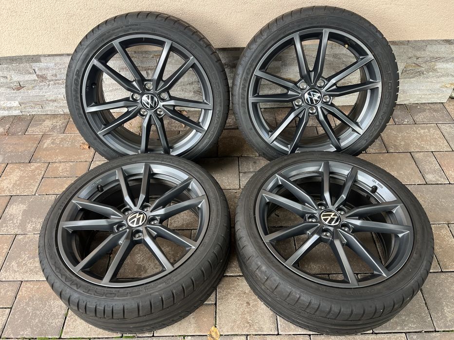 Jante Pretoria Originale Vw Golf 7 8 GTI R Anvelope NOI 225 40 18