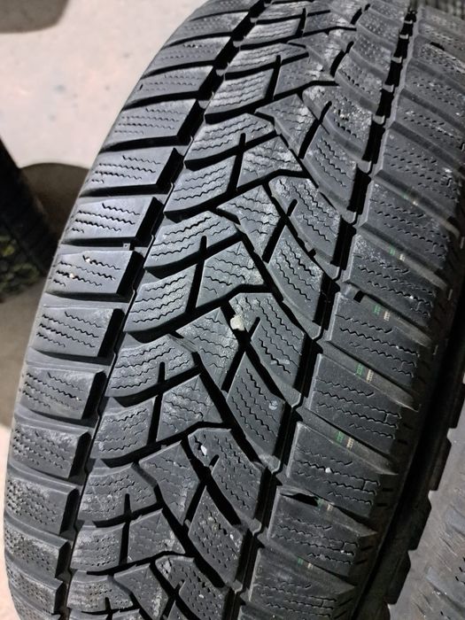 2 anvelope iarnă 205 60 r16 Dunlop