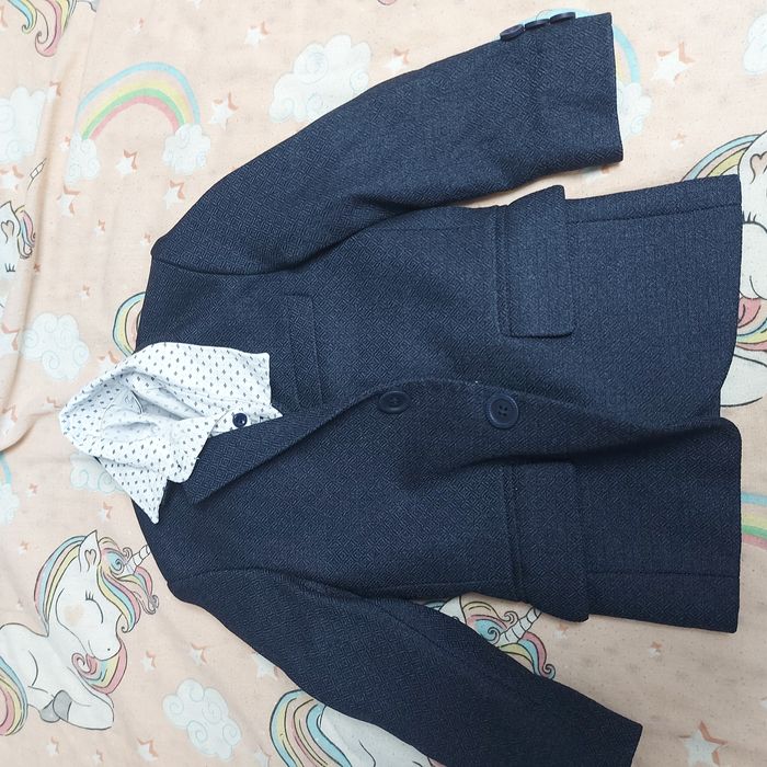 Vând costum evenimente pentru băiețel