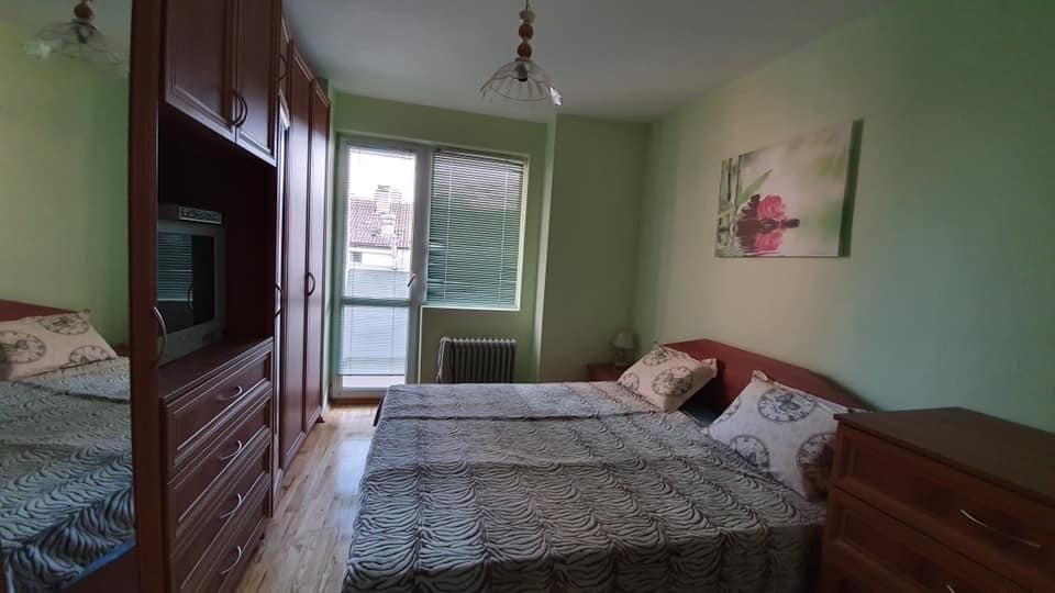 Дава се под наем Тристаен апартамент в Варна, Спортна зала - 80 кв.м за 485 € - Снимка #3