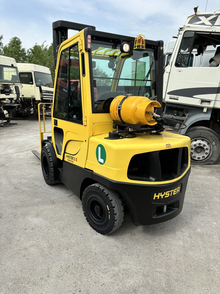 Motostivuitor Hyster 3,5 tone, 2014!,4500 ore, linde ,still