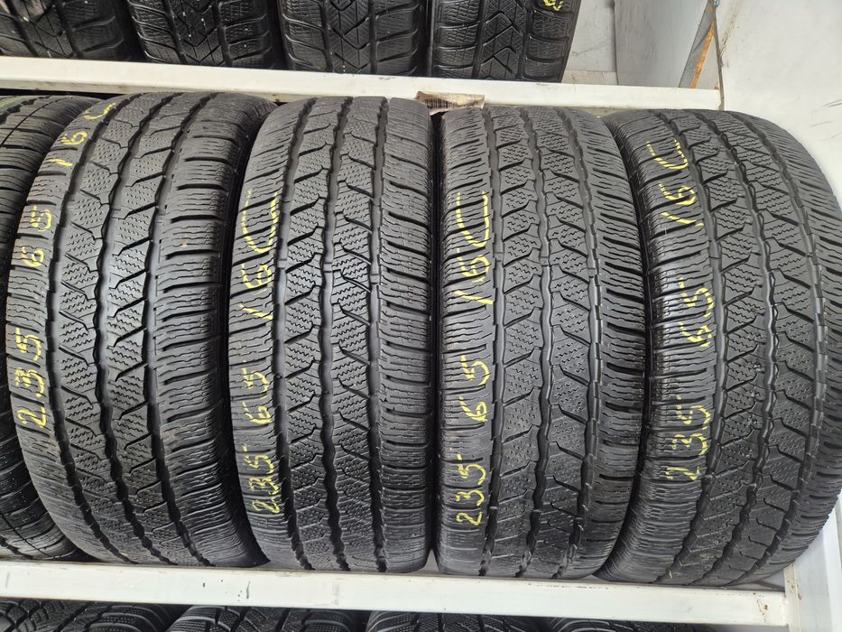 Vand set anvelope continental 235.65.16C iarna