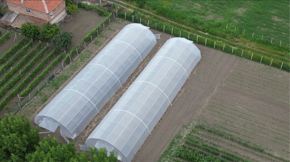 Два  броя оранжерии 9х30м