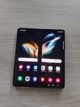 Samsung Galaxy Z Fold 4 ( display mare defect )
