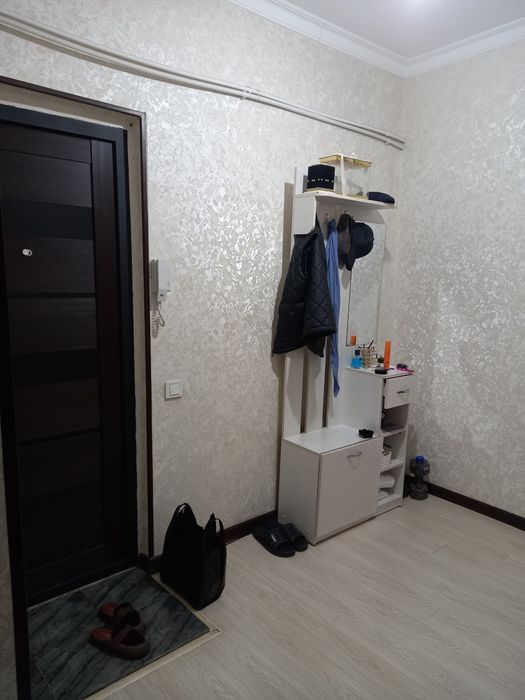 Sebzor karzinka 3/2/9/ dom sotiladi