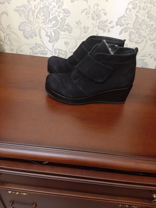 Новые зимние ботинки, размер 40