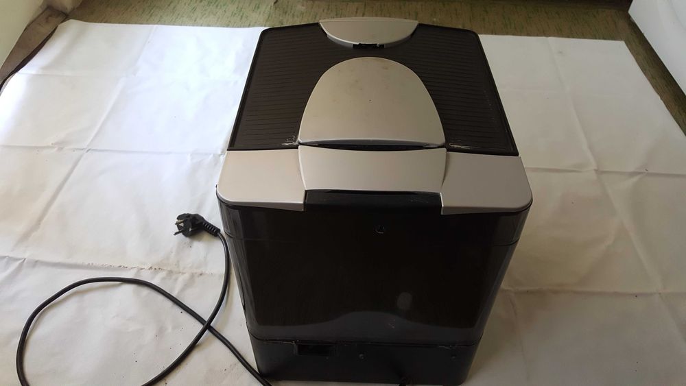 Продавам работещи кафе машини марка Саеко на  ЧАСТИ