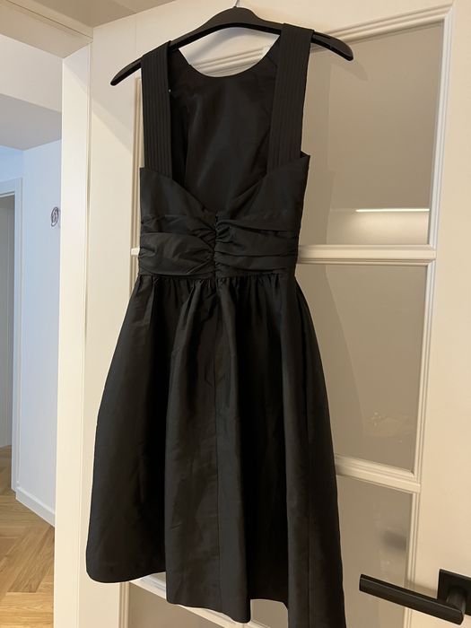 Rochie neagra eleganta