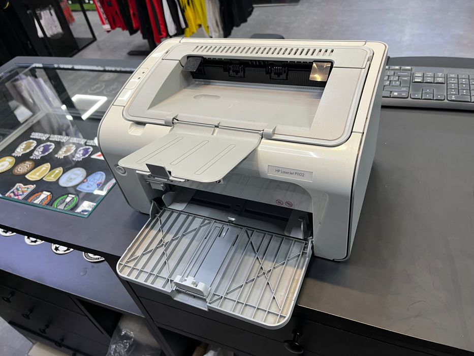 Принтер HP LaserJet 1102