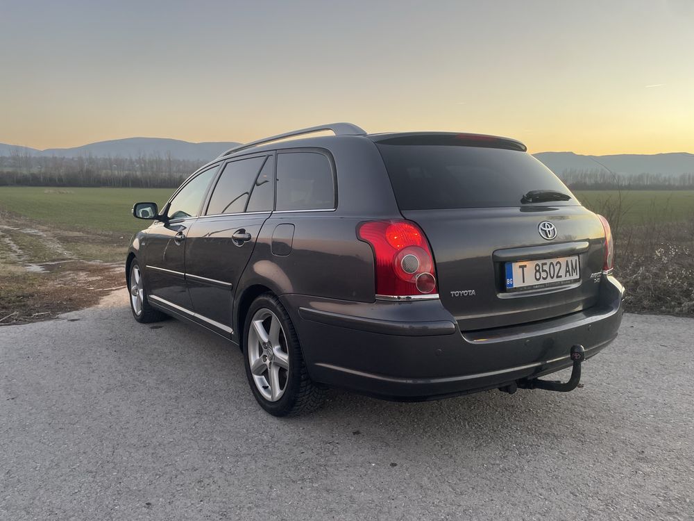 Toyota Avensis 2.2 D-Cat 130kW (177к.с.)