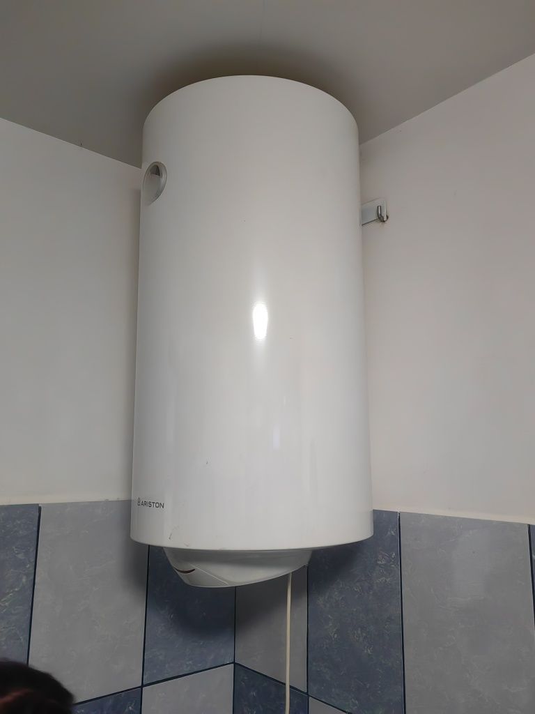 Boiler electric Ariston