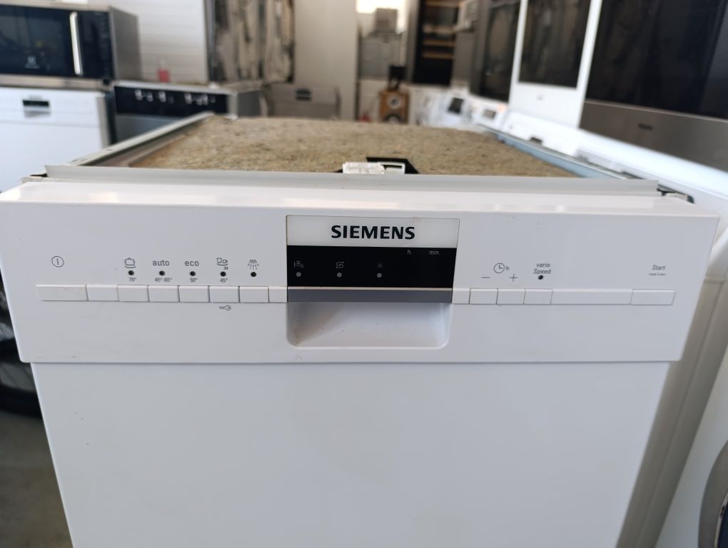 Съдомиялна за вграждане Siemens 45см