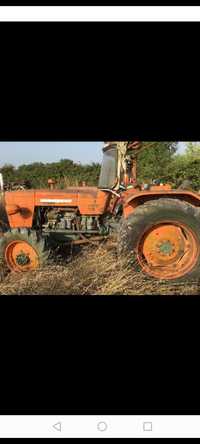 Dezmembrez tractor fiat 615 715