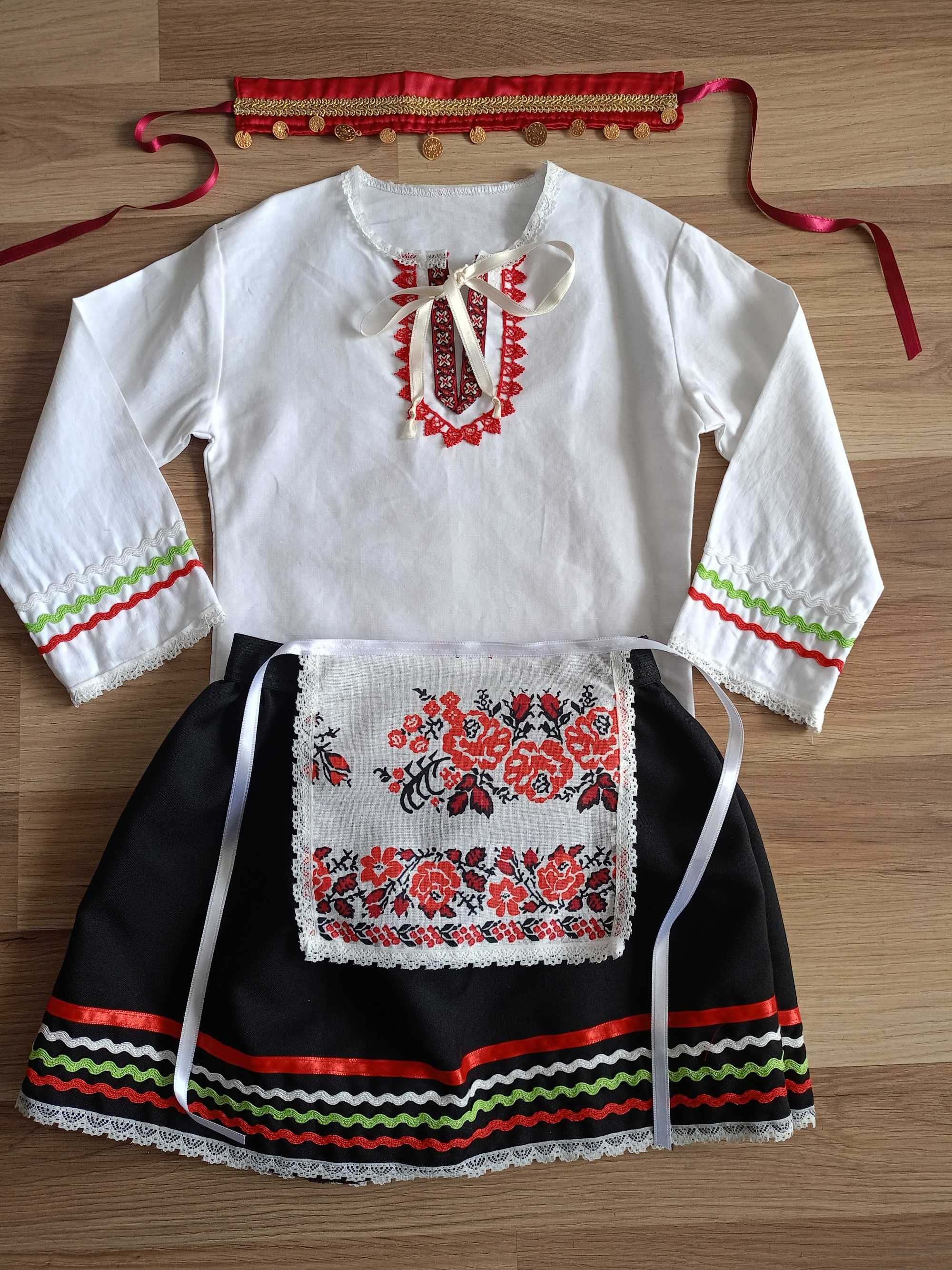 Народни носии за Лазарки