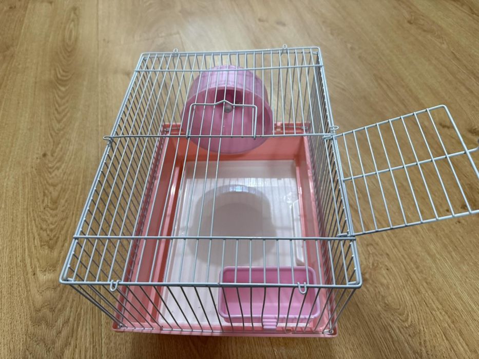 Малка клетка за хамстер