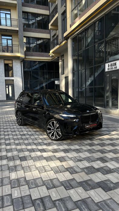 BMW X7 40l X-drive