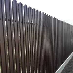 Garduri si porti stil jaluzea, sipca metalica, tabla cutata