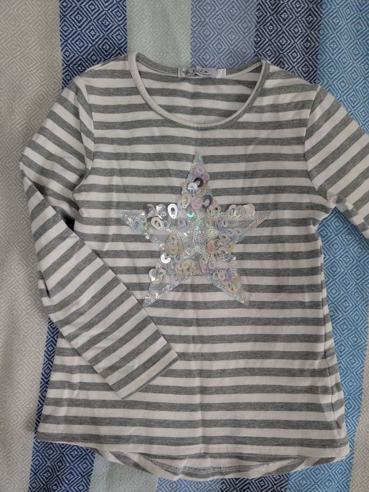 Одежда летняя на девочку 4-5лет.