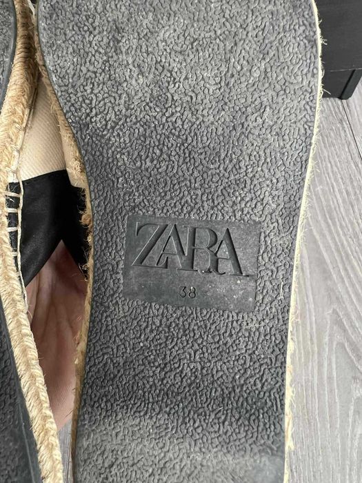 Papuci Zara stil Mykonos Summer 2025