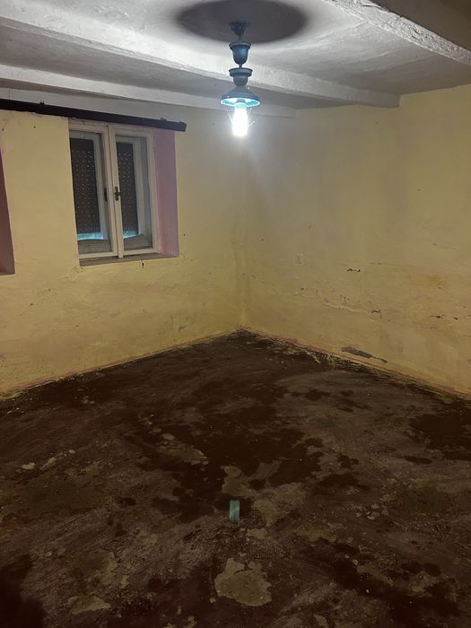 Casa de vanzare in BATANIA