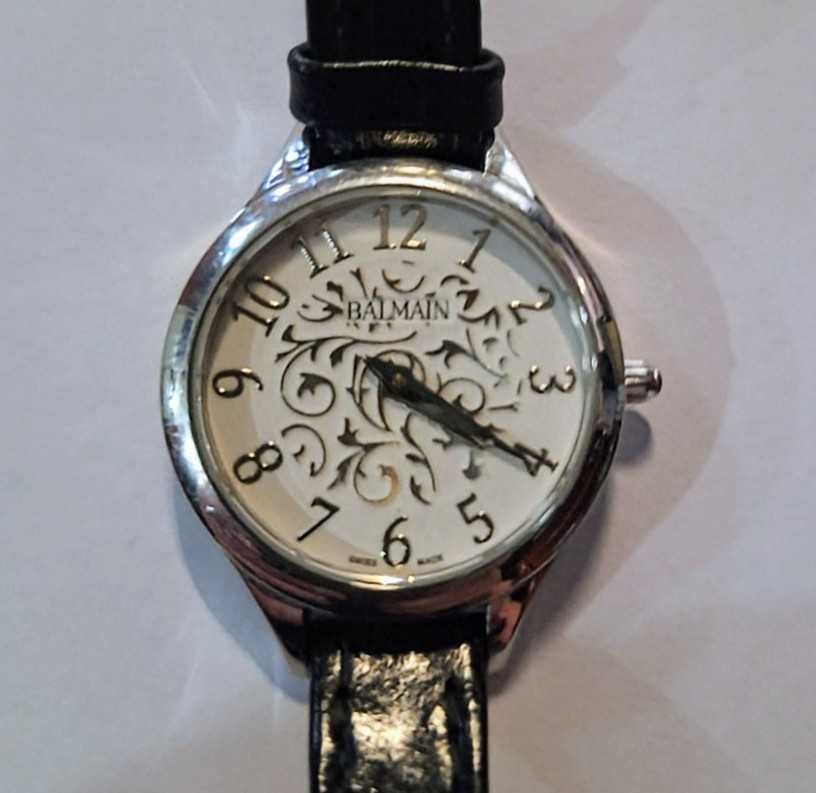 Дамски часовник Pierre Balmain